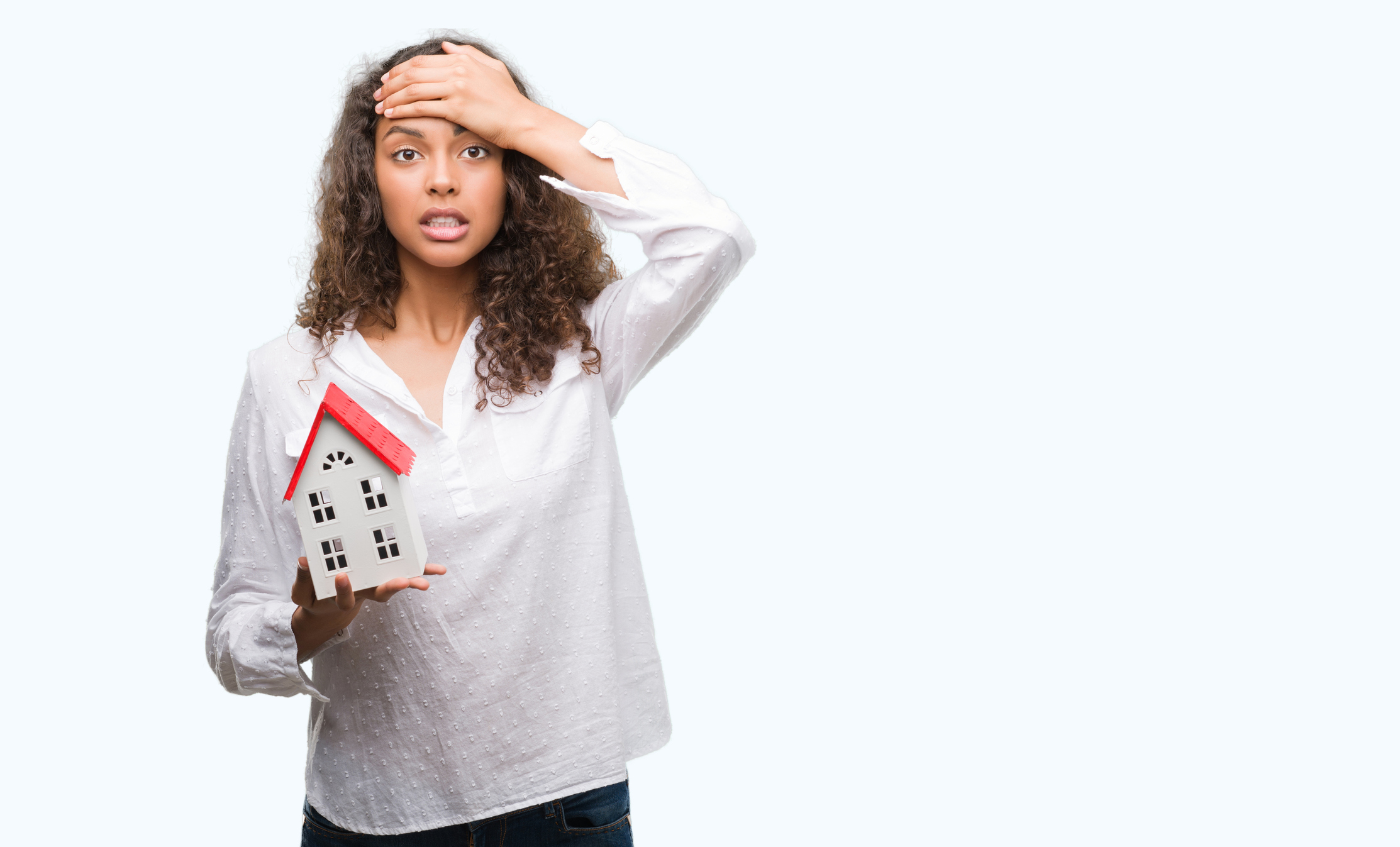 Home prices continue to fall in June